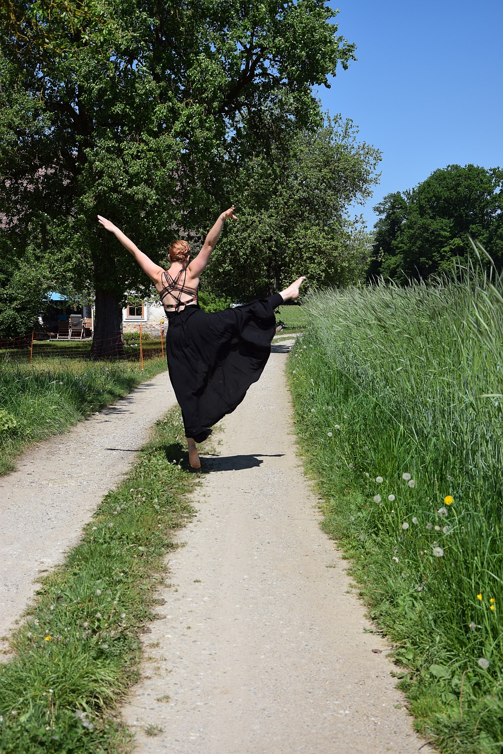 Tanz auf dem Weg zur Webersölde